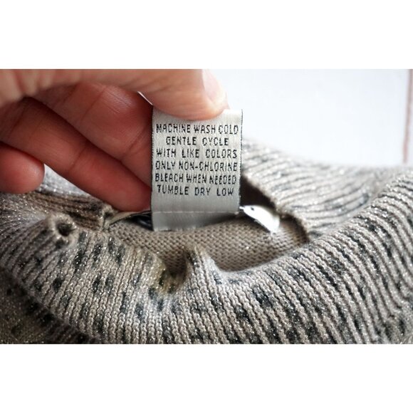 Style & Co. Collection Sleeveless Knit Top w/ Metallic Accents - Size M - Picture 3 of 4